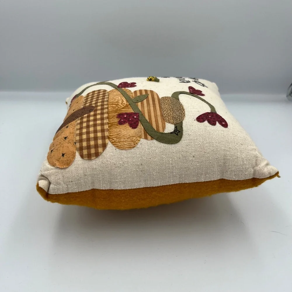 Handmade‎ Accent Pillow Busy as I Wanna Bee Farmhouse Rustic Decor Approx 7